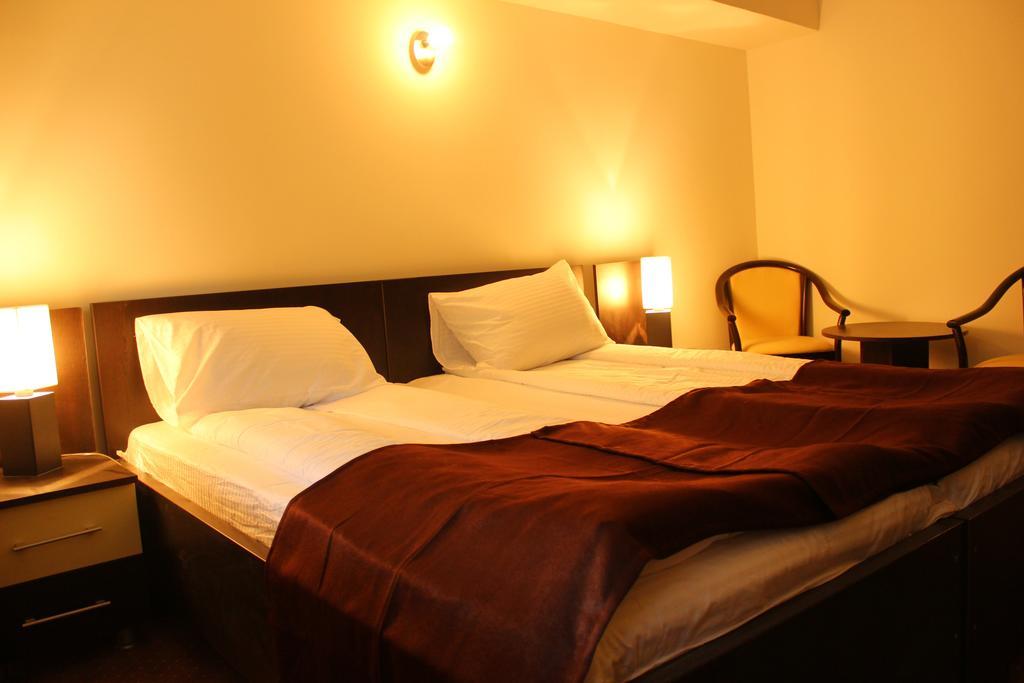 Hotel Domogled Băile Herculane Room photo