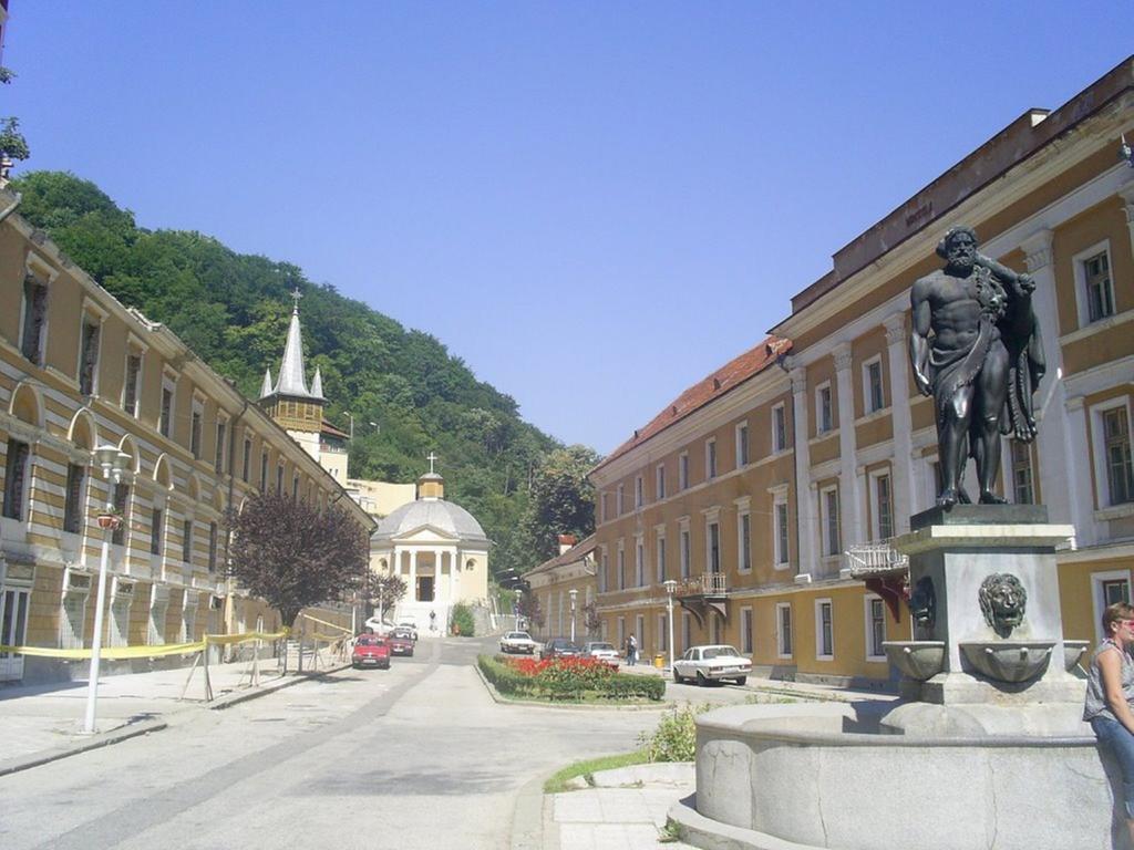 Hotel Domogled Băile Herculane Exterior photo